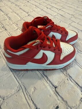 Nike Kids 11C Red and White Low-Top SB Cliver Sneakers with Classic Swoosh